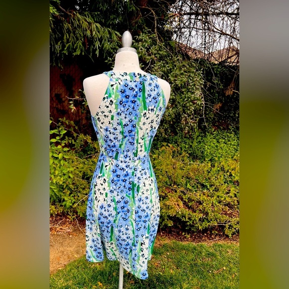 Tommy Hilfiger 🌺 Floral Blue and Green Women's Dress - Picture 7 of 7